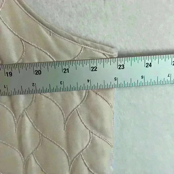 Chico’s Women’s Plus Size 3 (US XL/16) Blush Colored Quilted Vest Fall - Picture 7 of 8